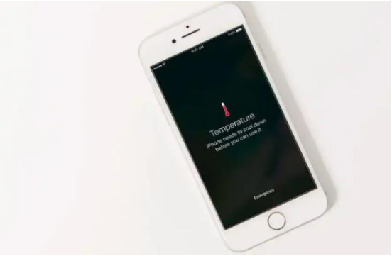 吉木萨尔苹果手机维修分享iPhone 手机发热如何快速降温 